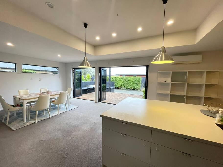 Spacious 4 Bed Family Home Christchurch Exterior foto