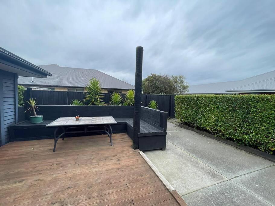 Spacious 4 Bed Family Home Christchurch Exterior foto