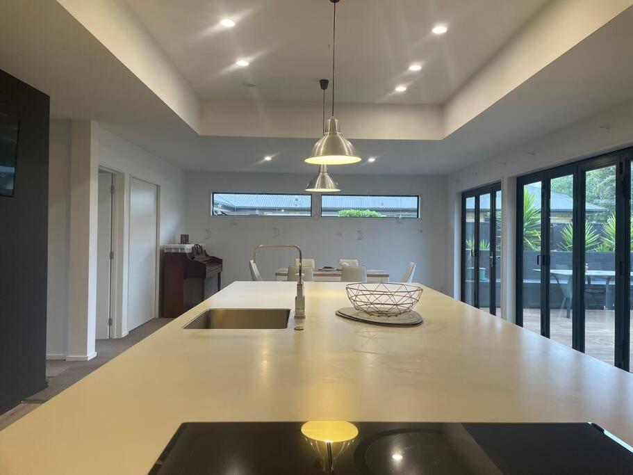 Spacious 4 Bed Family Home Christchurch Exterior foto